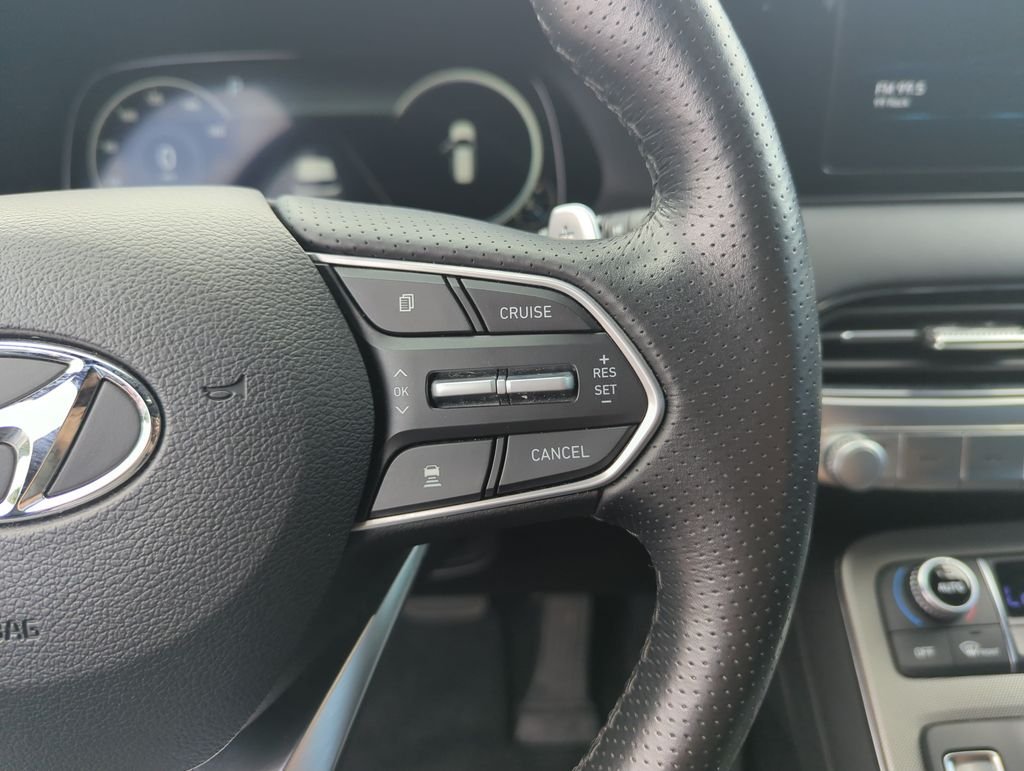 Used 2022 Black Hyundai Calligraphy image 23