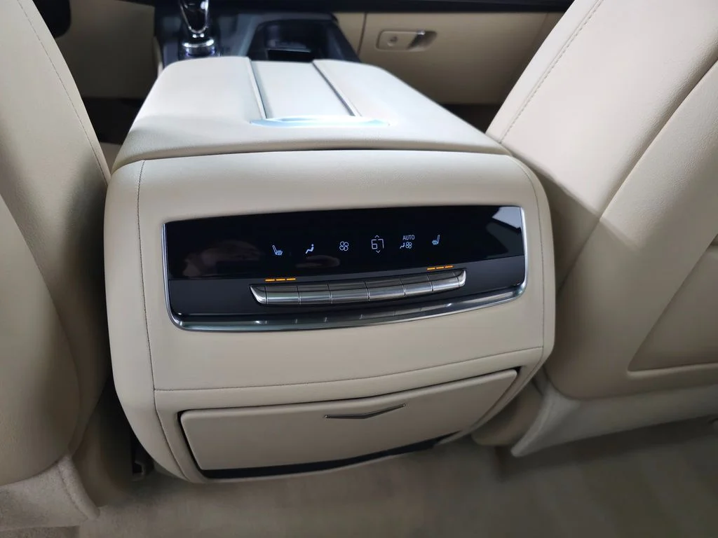 Used 2024 White Cadillac Premium Luxury image 39
