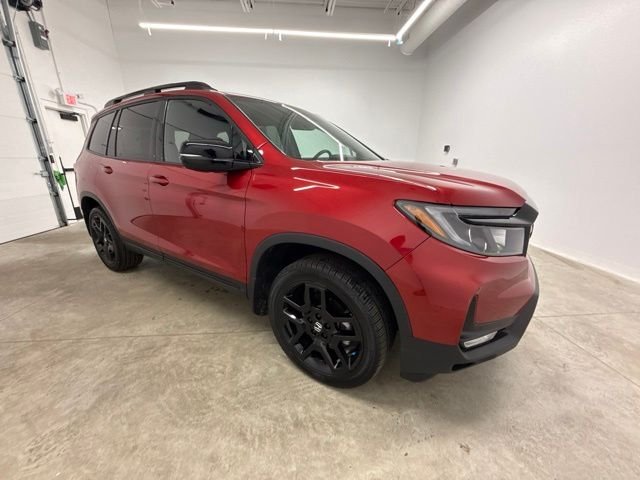 Used 2024 Red Honda Black Edition image 3