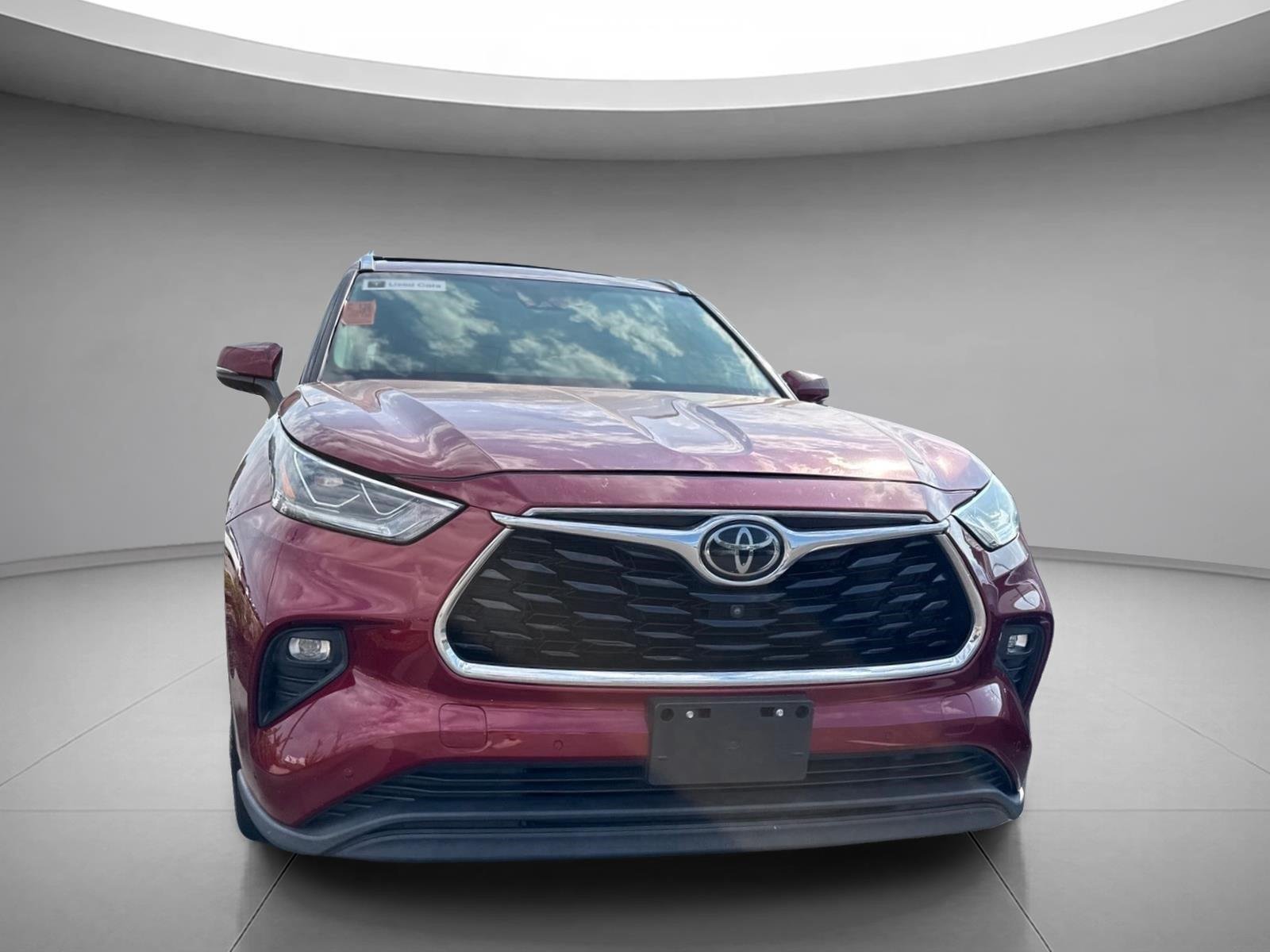 Used 2021 Ruby Flare Pearl Toyota Limited image 19