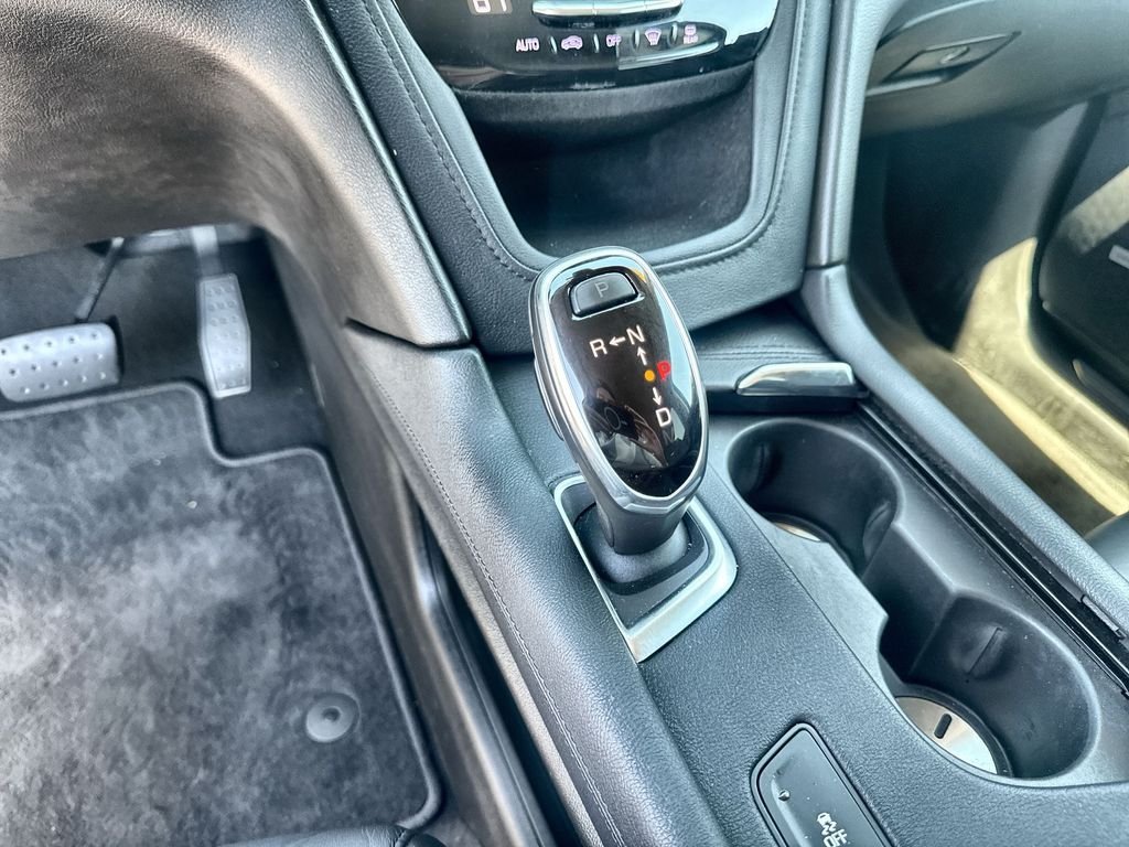 Used 2019 White Cadillac Luxury image 20