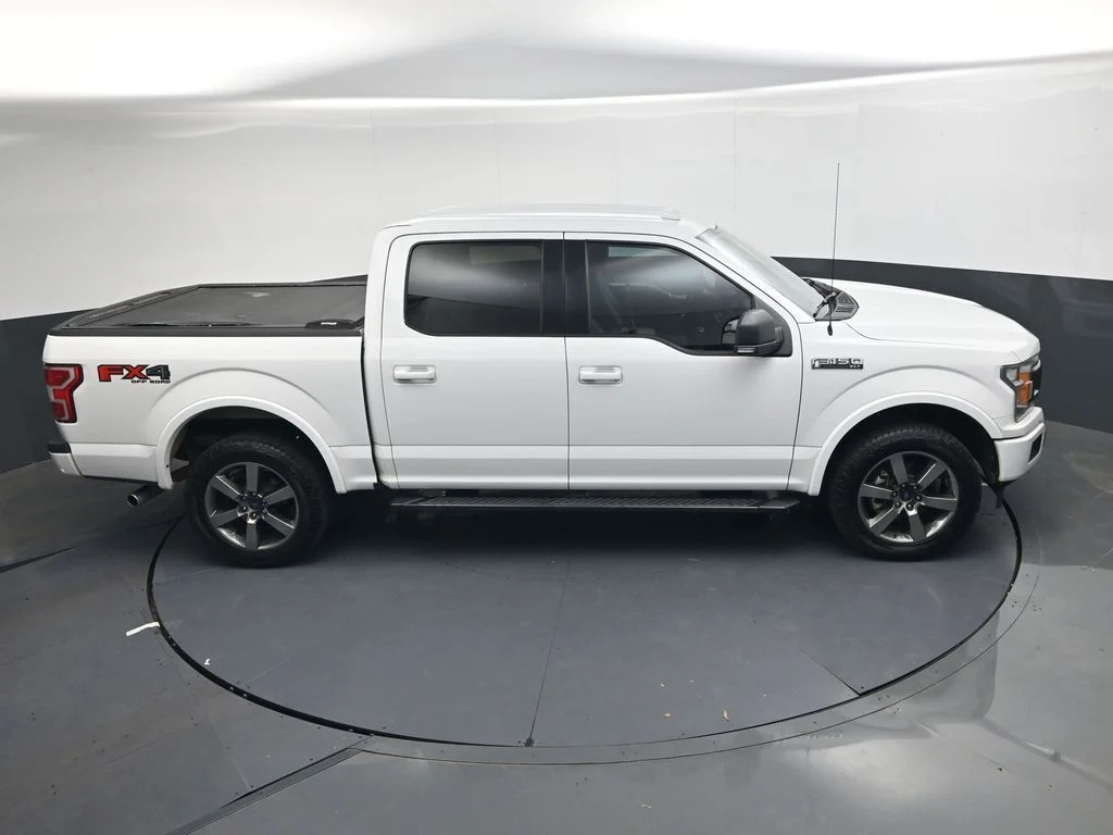 Used 2018 White Ford XLT image 24