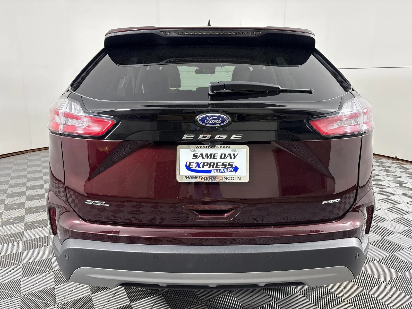 Used 2024 Burgundy Velvet Metallic Tinted Clearcoat Ford SEL image 18