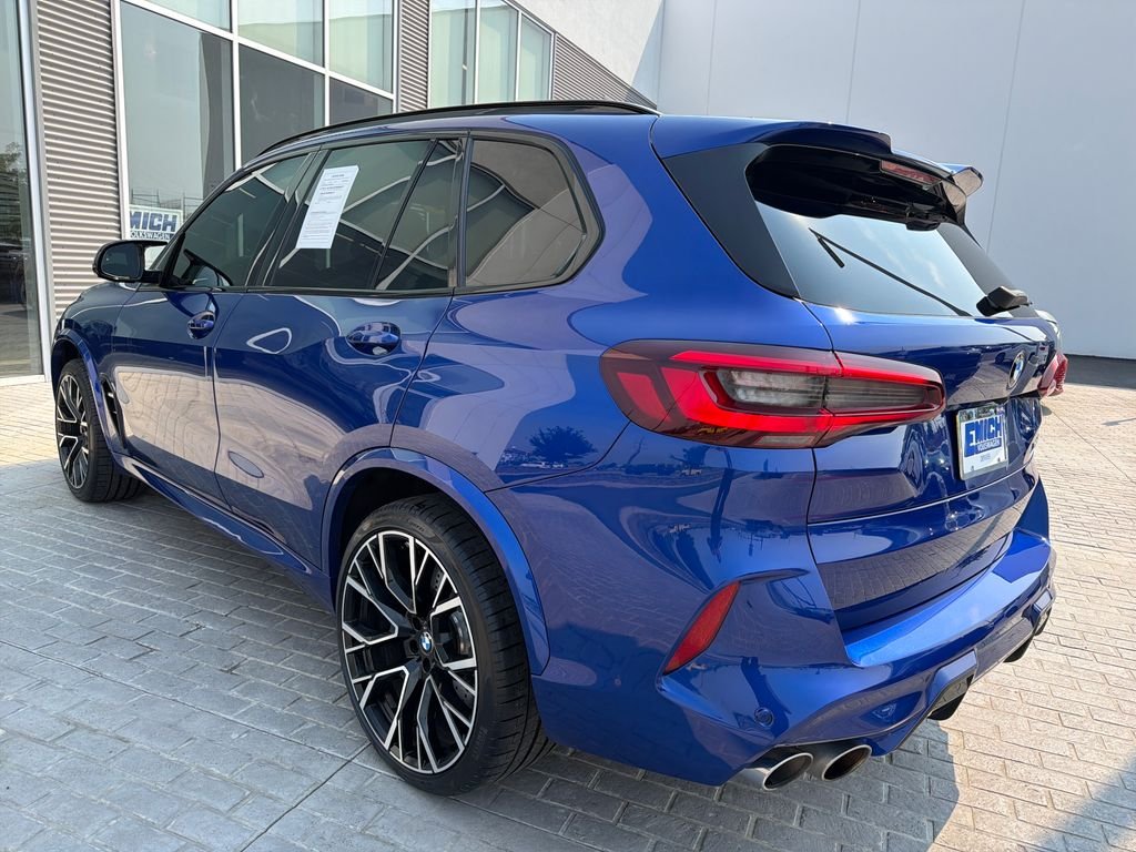 Used 2022 Blue Metallic BMW Base image 3