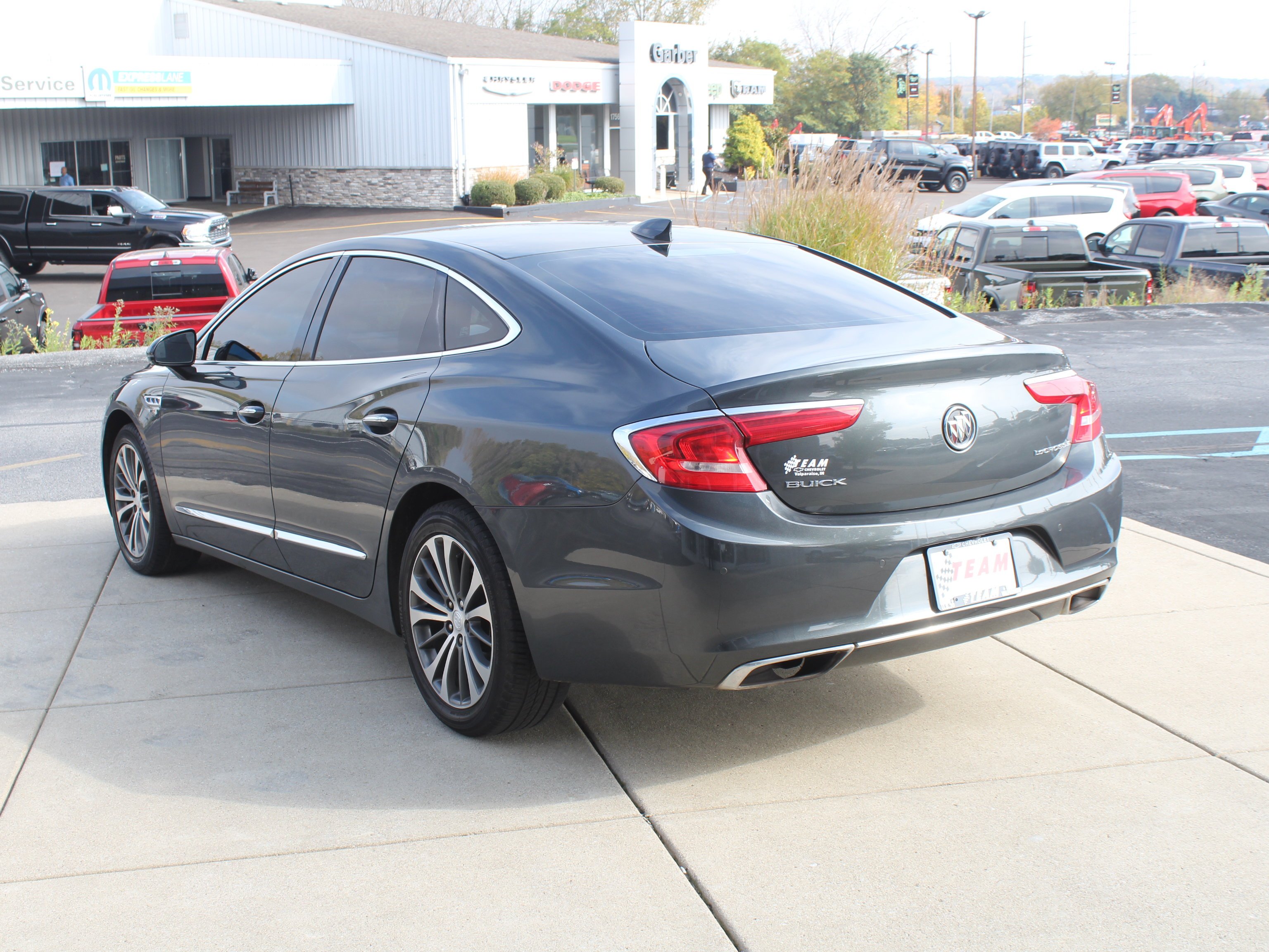 Used 2017 GRAPHITE GRAY METALLIC Buick Essence image 8
