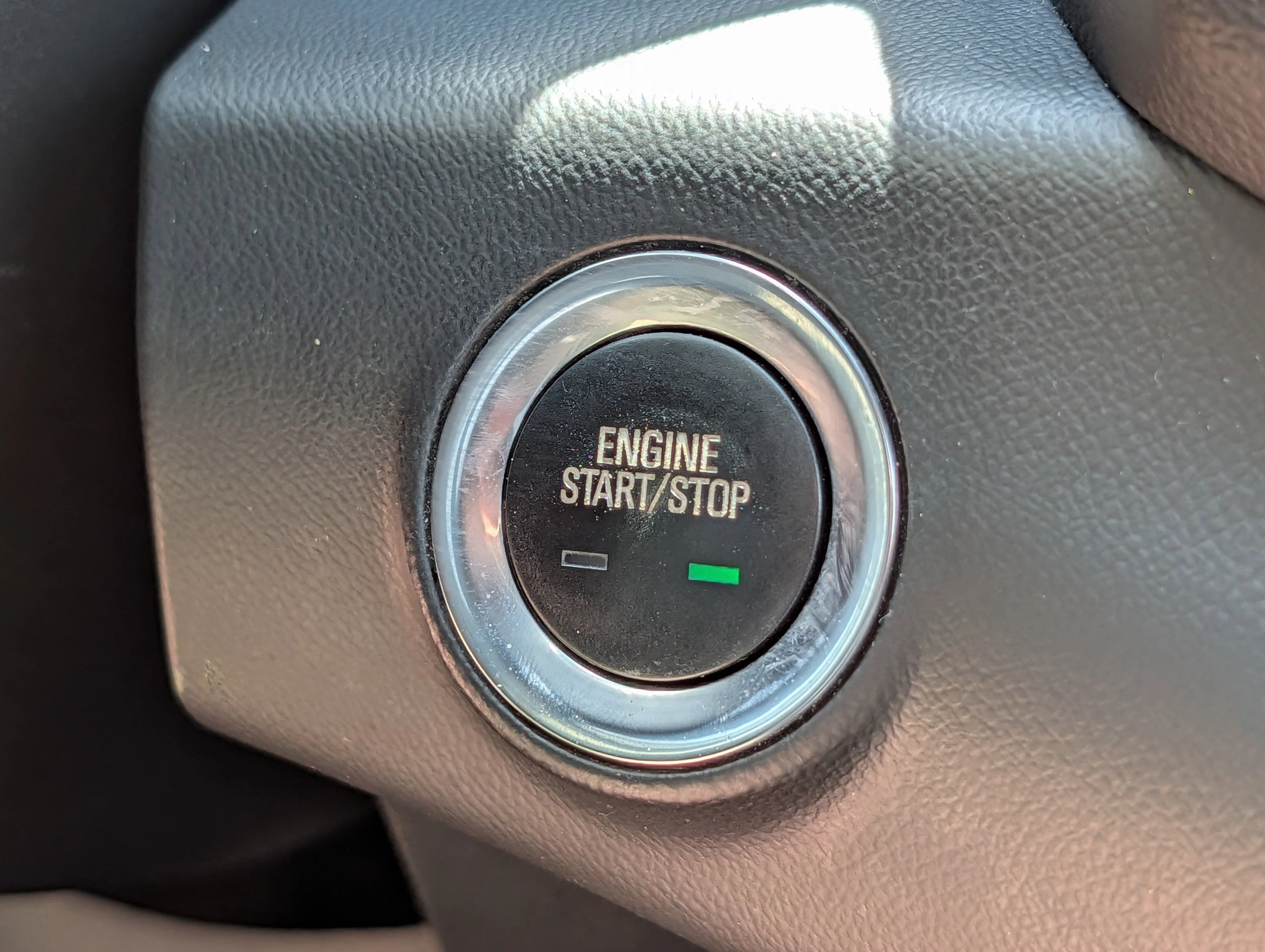 Used 2021 Satin Steel Metallic GMC SLE image 31