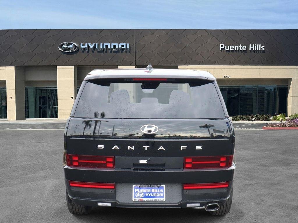 New 2026 Black Hyundai SE FWD image 5