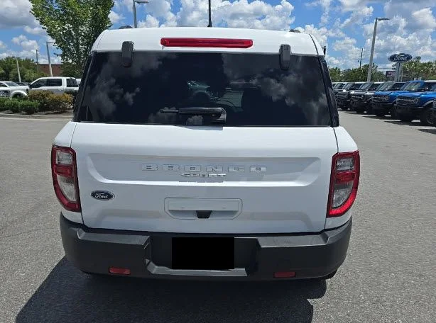 Used 2023 Oxford White Ford Big Bend image 7