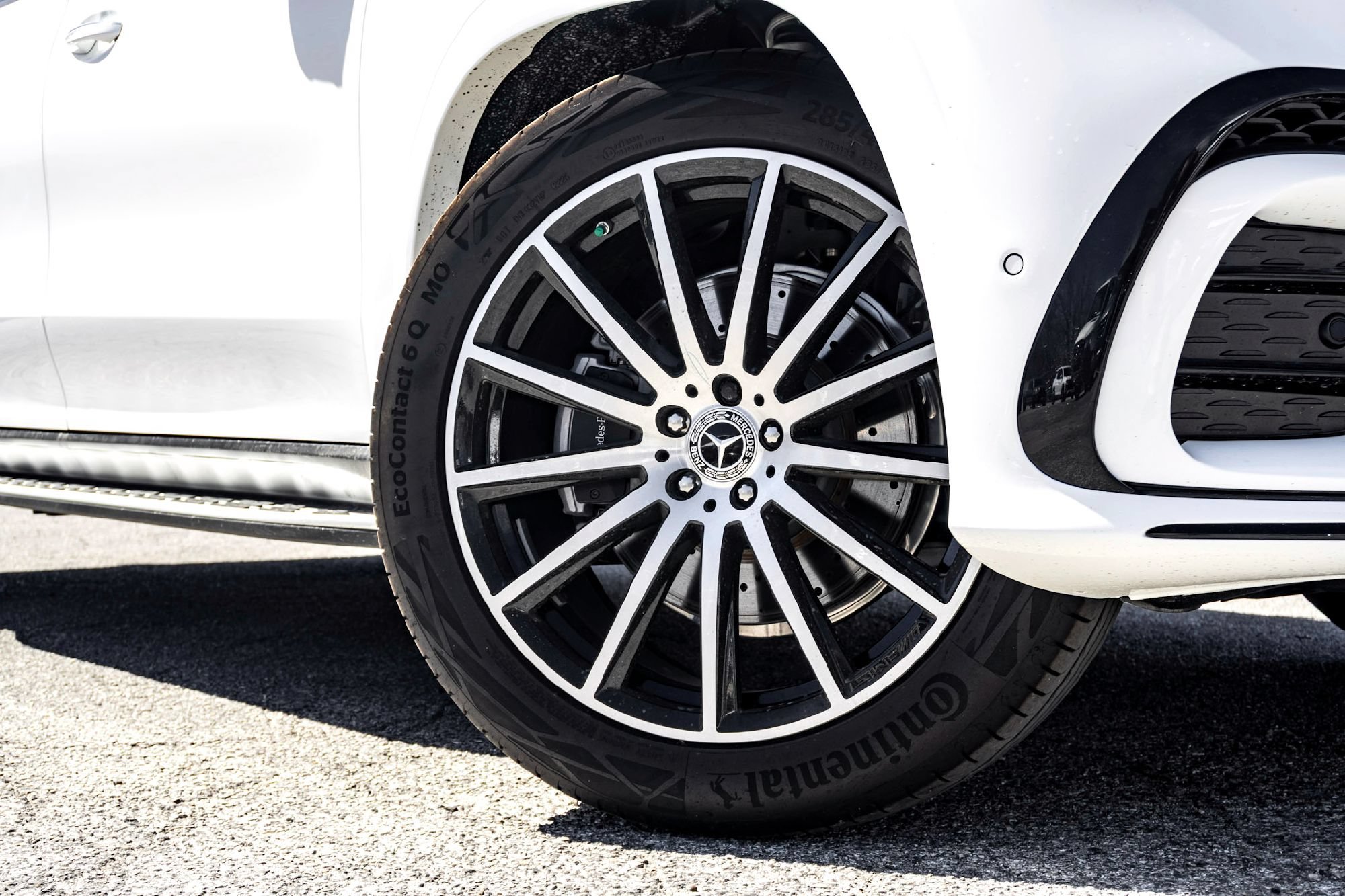 New 2026 Polar White Mercedes-Benz GLS 580 image 23