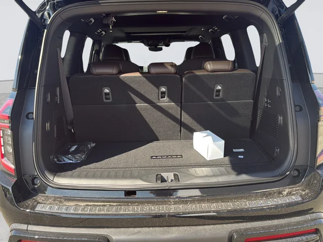 2026 Nissan Armada Platinum - Photo 16