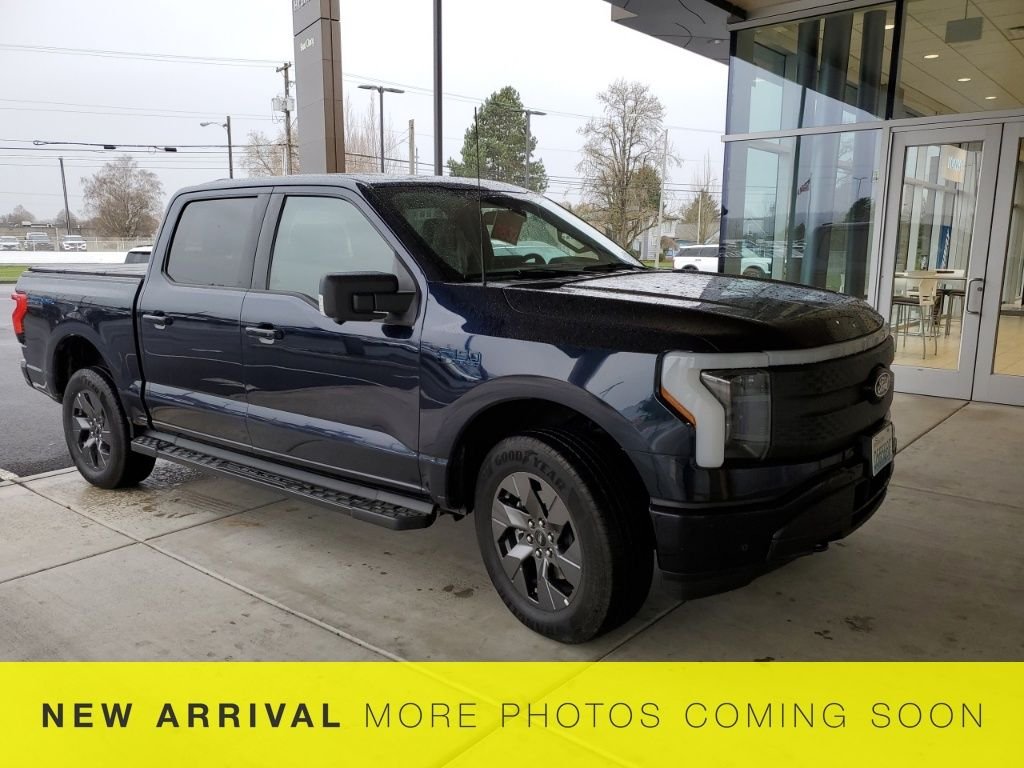 Used 2024 Ford F-150 Lightning Flash with VIN 1FT6W3L71RWG11569 for sale in Longview, WA
