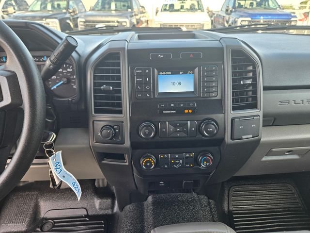 Used 2021 White Ford XL image 16