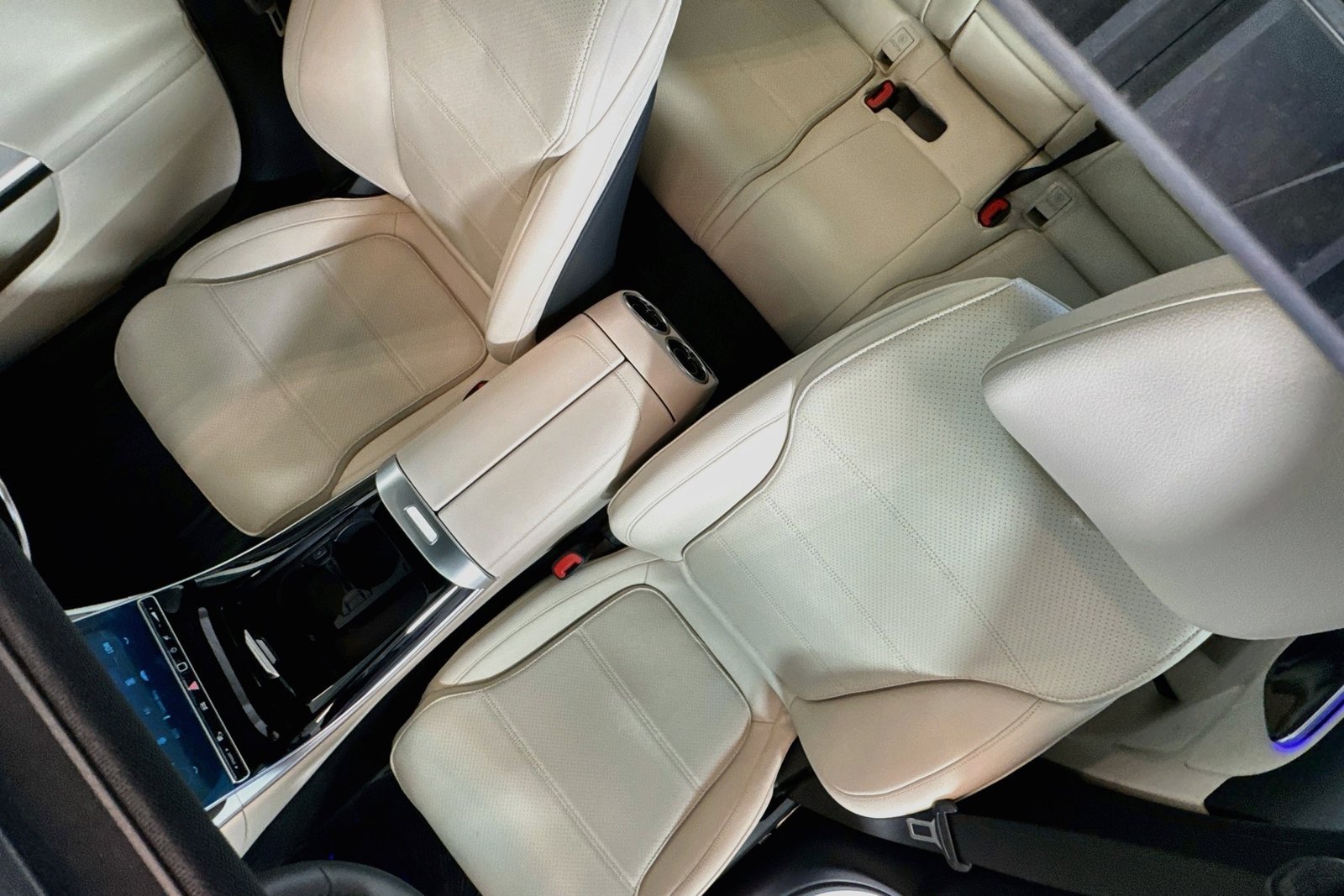 New 2026 Polar White Mercedes-Benz C 300 image 19