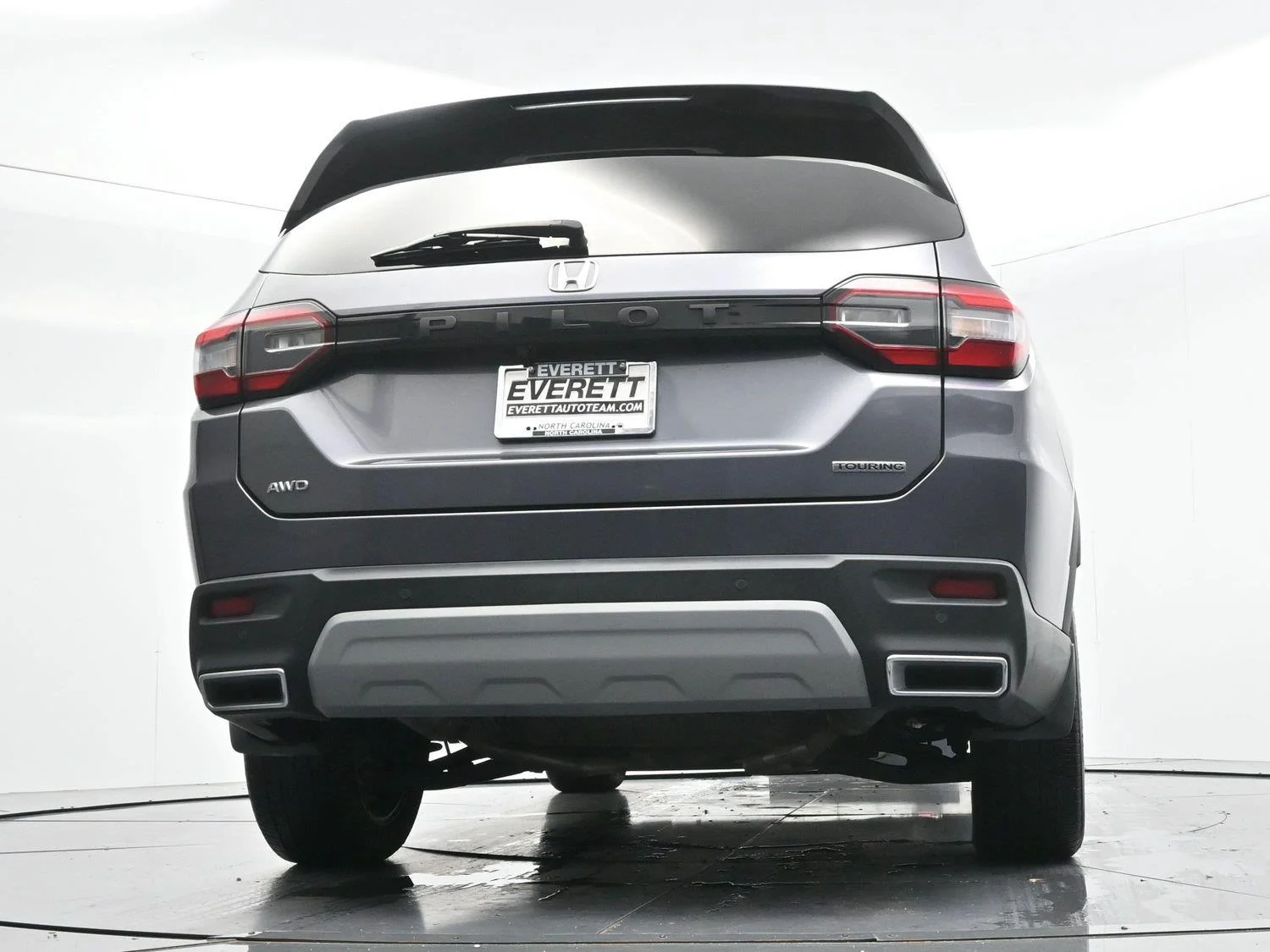 Used 2024 Modern Steel Metallic Honda Touring image 54