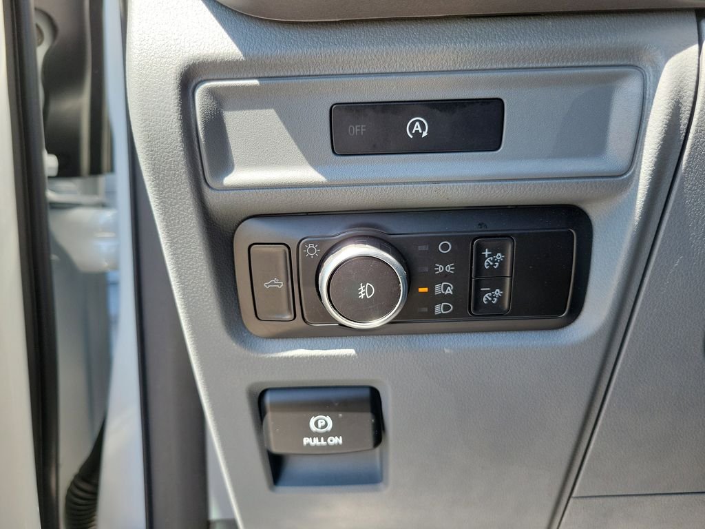 Used 2025 White Ford XLT image 29