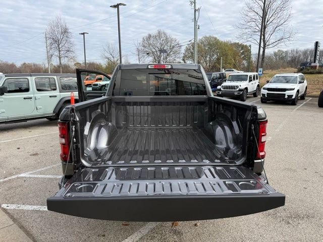 New 2026 Granite Crystal Metallic Clear-Coat Exterior Paint RAM Big Horn/Lone Star image 27