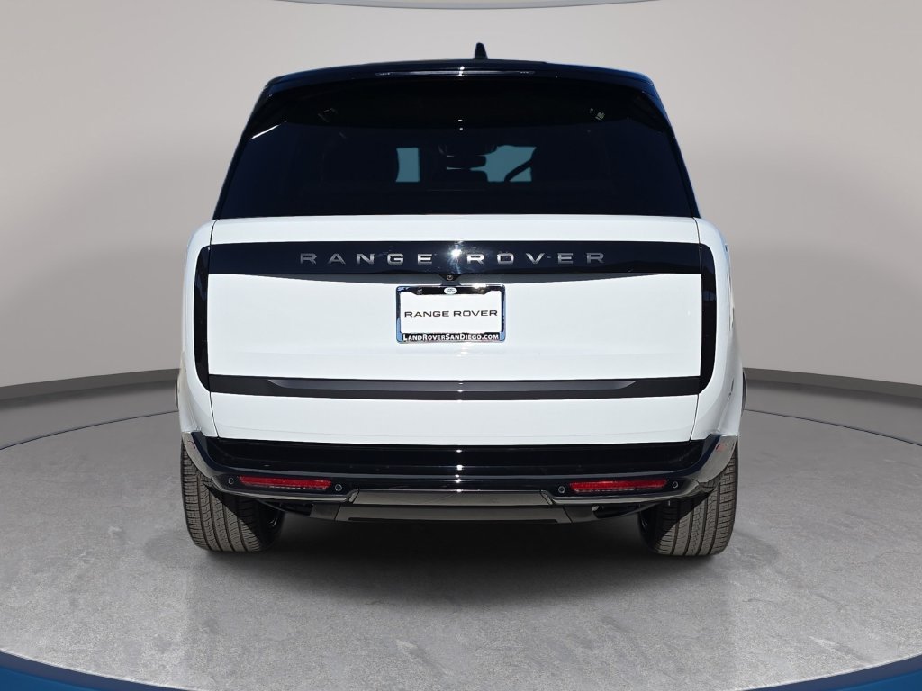New 2026 Fuji White Land Rover SE image 6