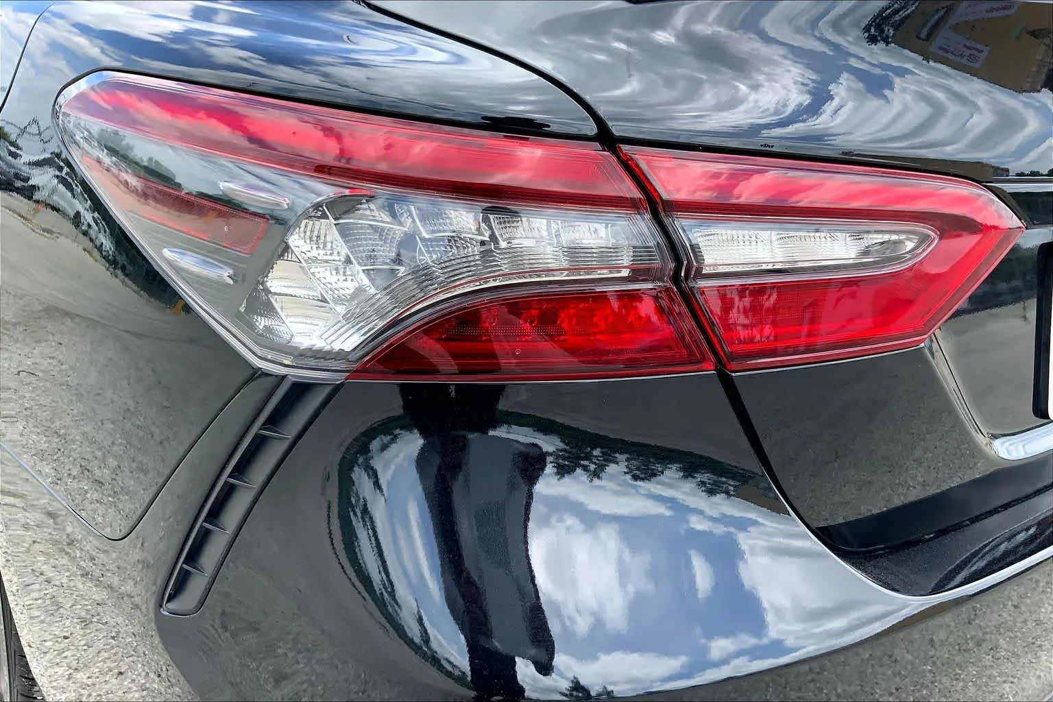 Used 2021 Midnight Black Metallic Toyota XSE image 28