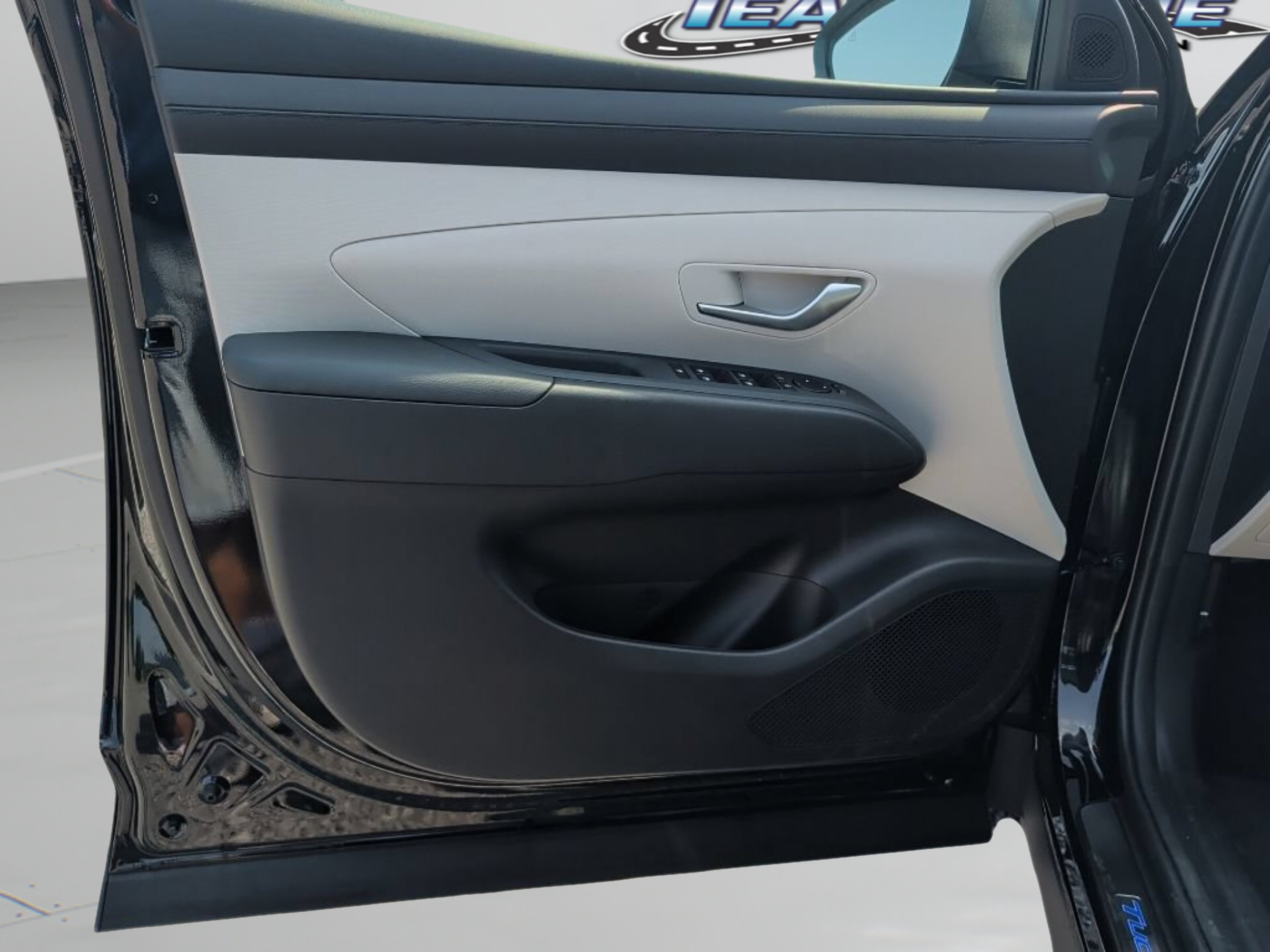 New 2026 Phantom Black Hyundai SEL Plus image 17
