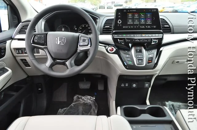 New 2026 Modern Steel Metallic Honda Touring image 16