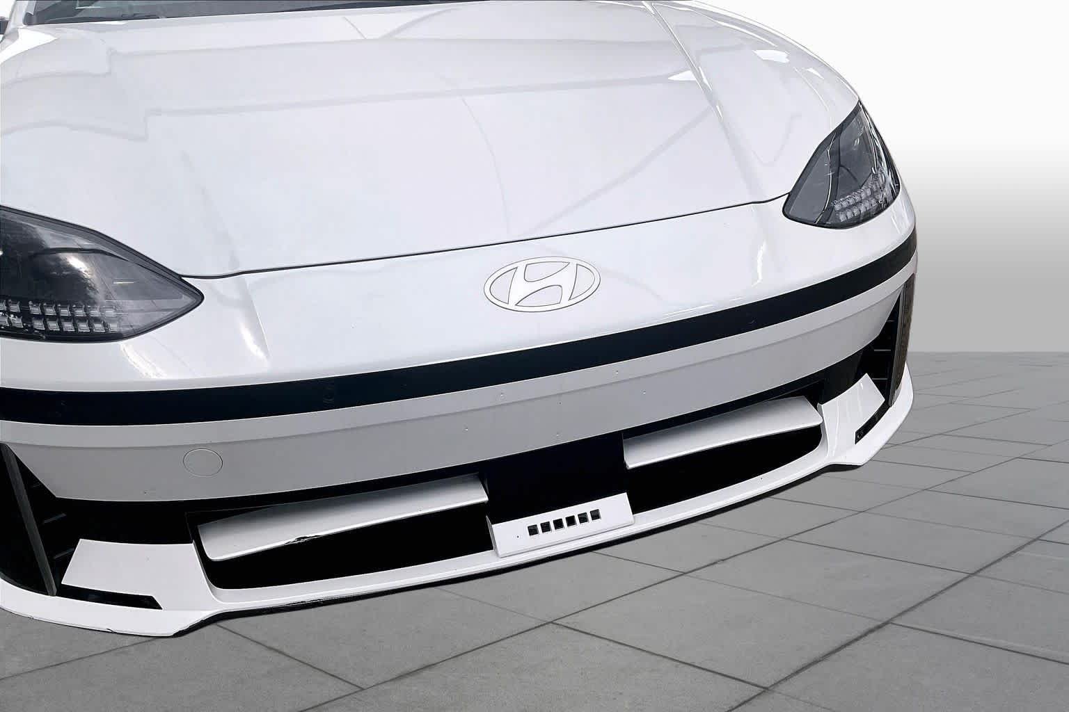 2025 Hyundai IONIQ 6 SEL - Photo 29