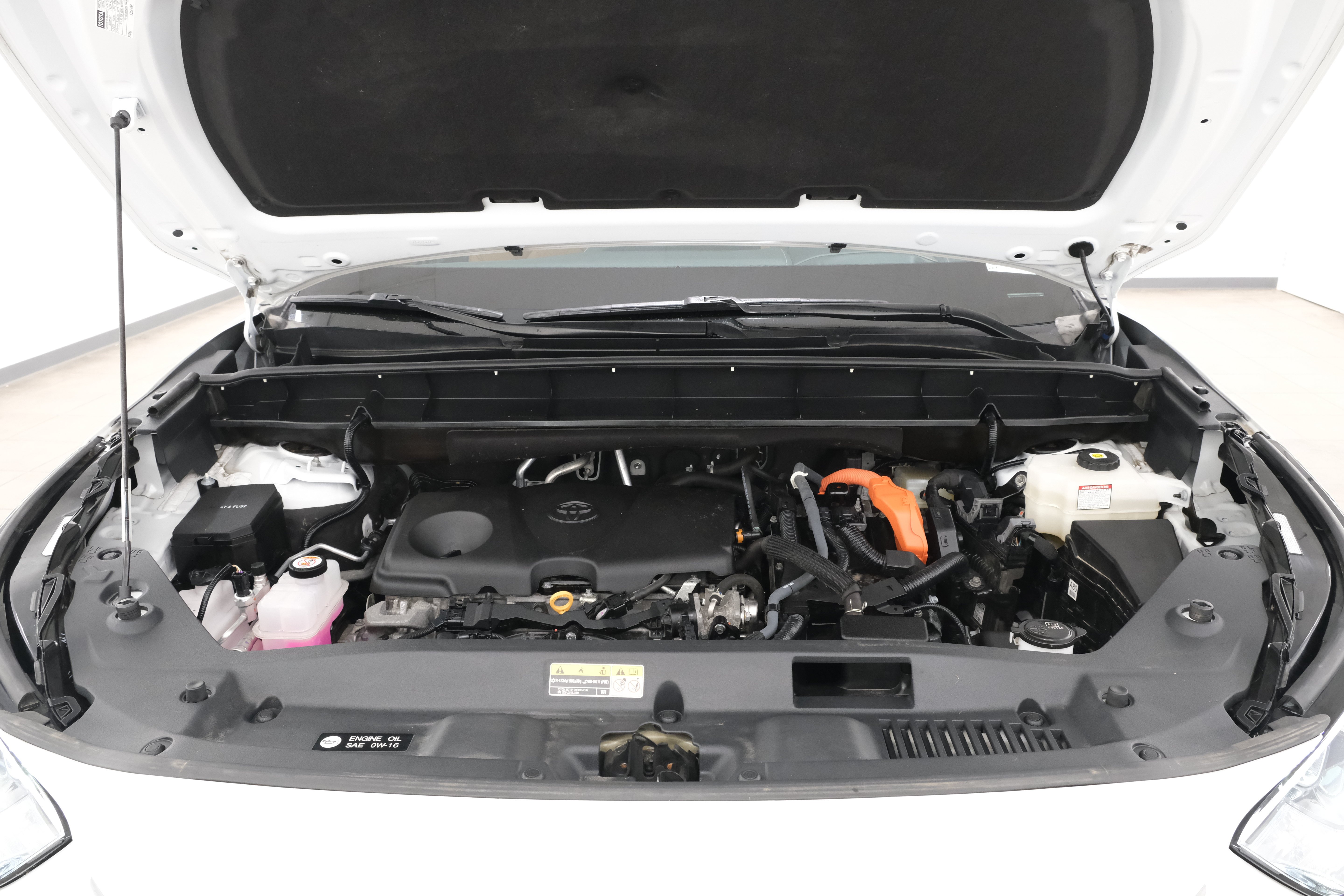 Used 2023 Wind Chill Pearl Toyota Platinum image 47