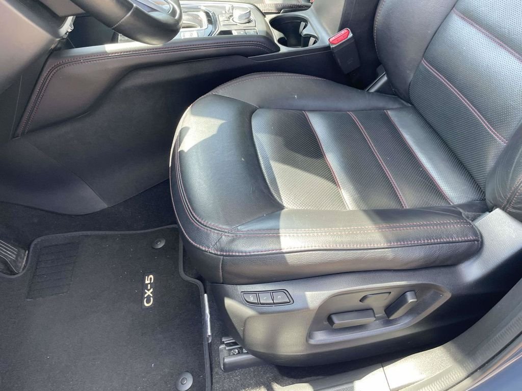 Used 2024 Gray Mazda 2.5 S Carbon Edition image 12