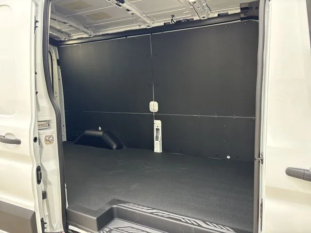New 2026 Oxford White Ford Cargo Van image 32