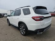 Used 2024 Honda Pilot Elite with VIN 5FNYG1H80RB006605 for sale in Kansas City