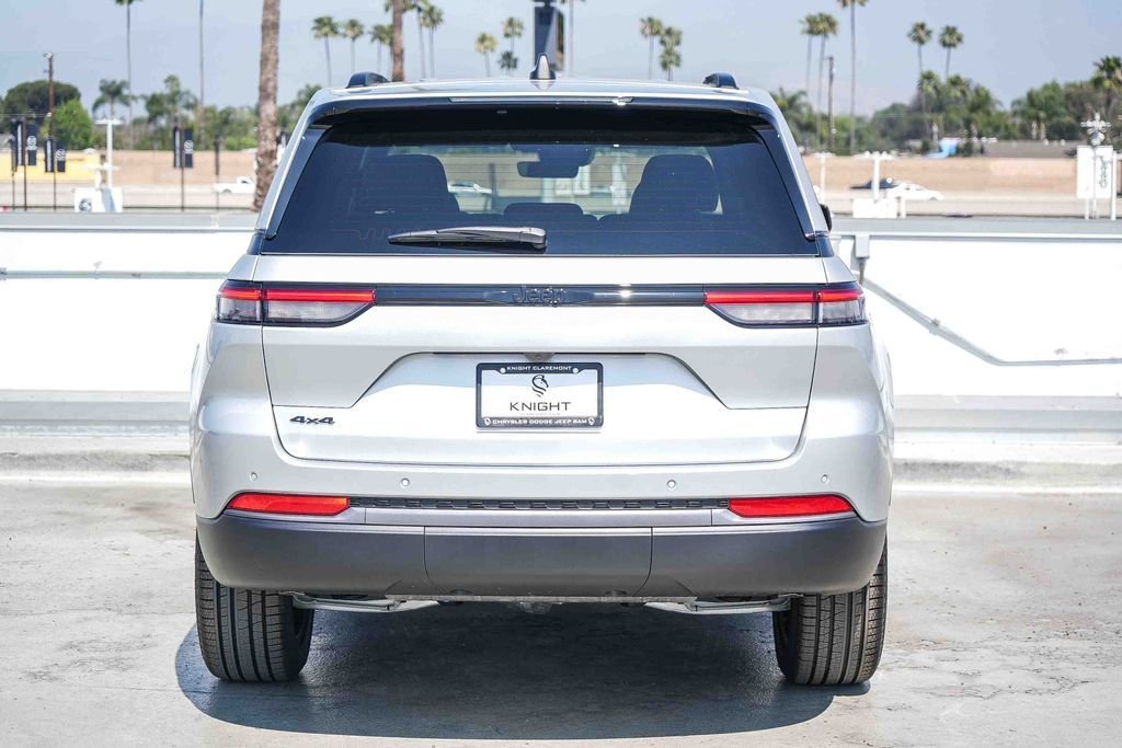 New 2026 Silver Jeep Limited image 8