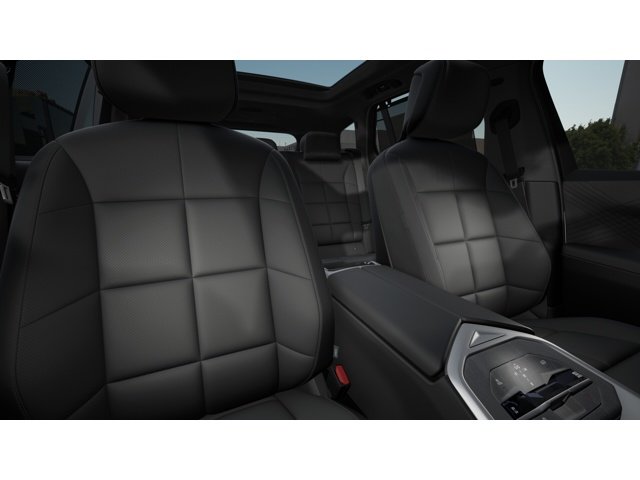 New 2027 Mineral White Metallic BMW  image 11