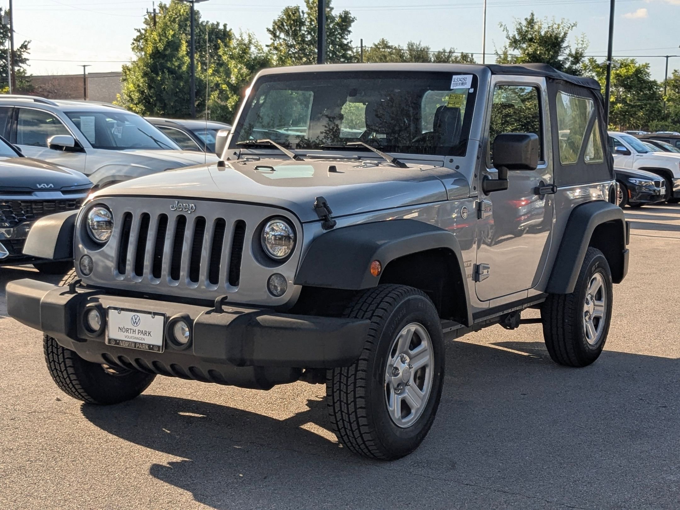 Used 2015 Billet Silver Metallic Clearcoat Jeep Sport image 7
