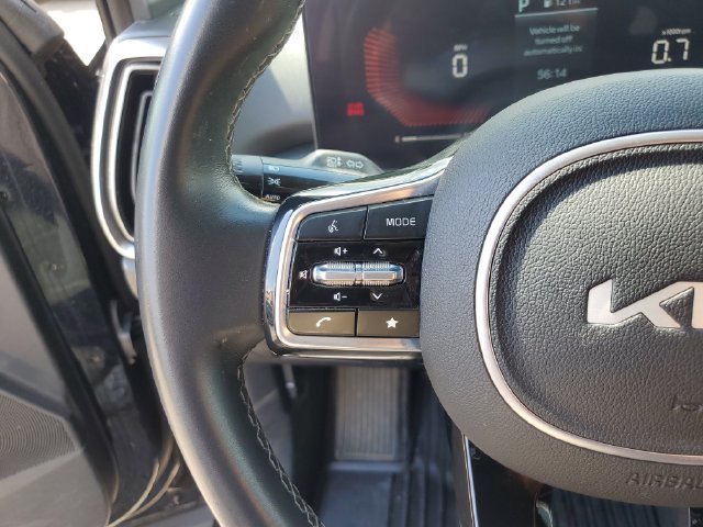 Certified Used 2025 Ebony Black Kia S image 29