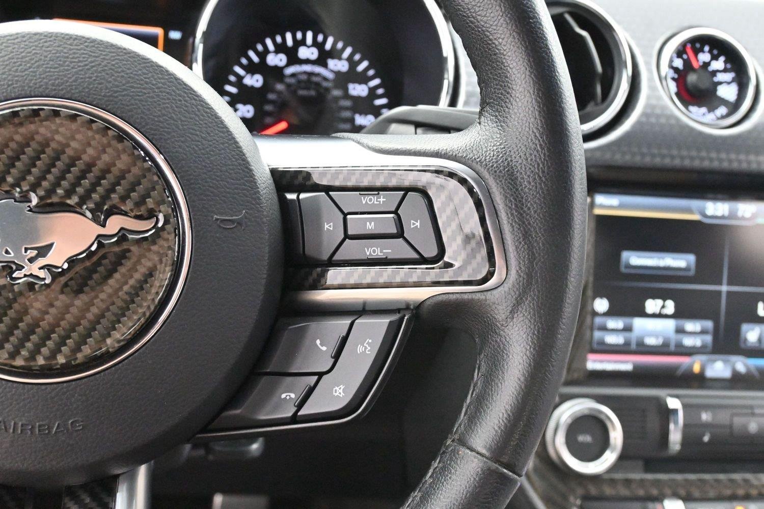 Used 2015 Oxford White Ford GT Premium image 16