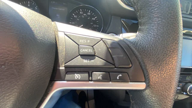 Used 2020 White Nissan SV image 23