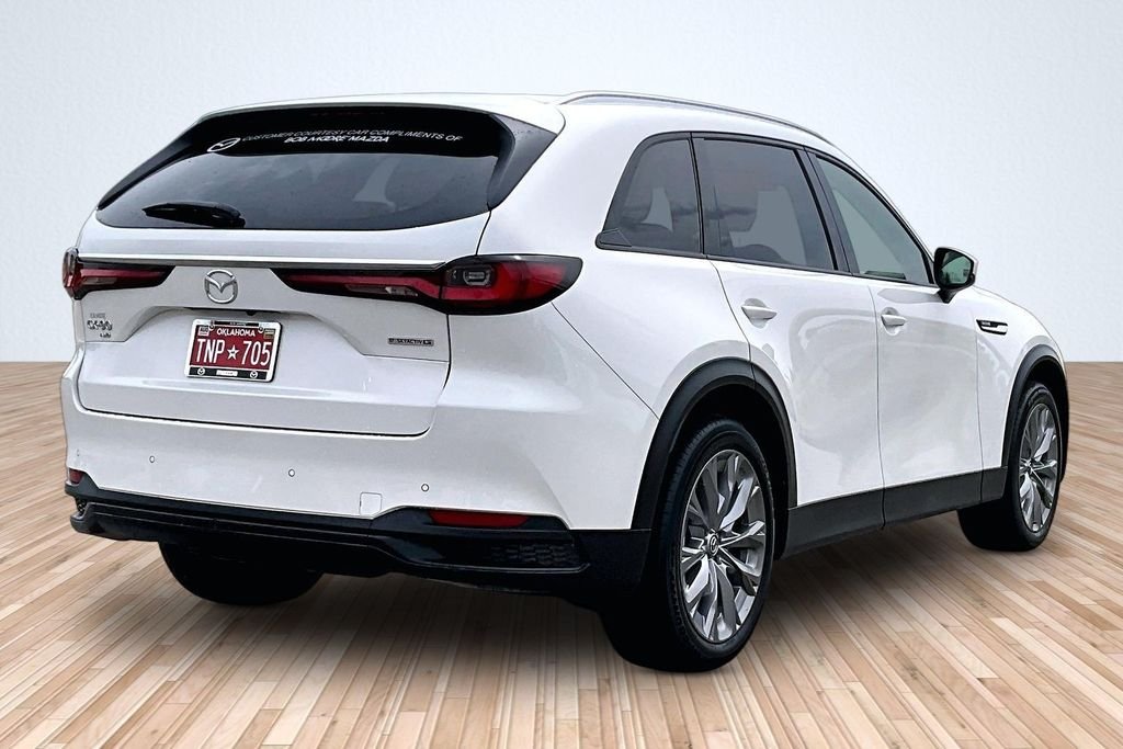 Used 2026 White Mazda 3.3 Turbo Preferred image 2