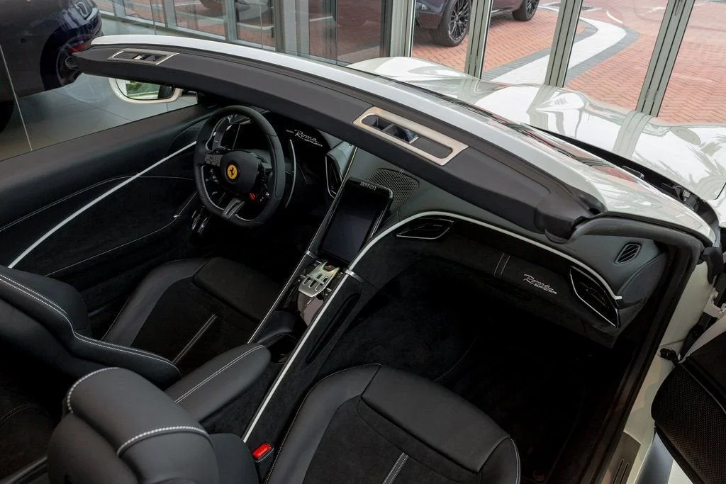 Used 2024 Bianco Avus Ferrari  image 29