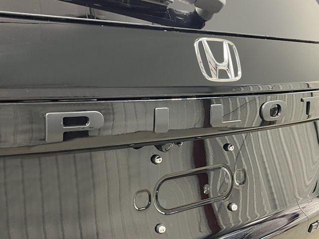 New 2026 Crystal Black Pearl Honda Black Edition image 7