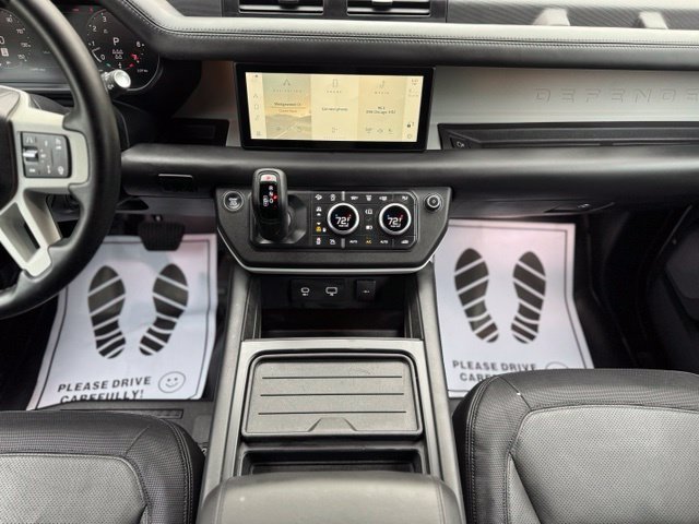 Used 2024 Carpathian Gray Premium Metallic Land Rover X-Dynamic SE image 26