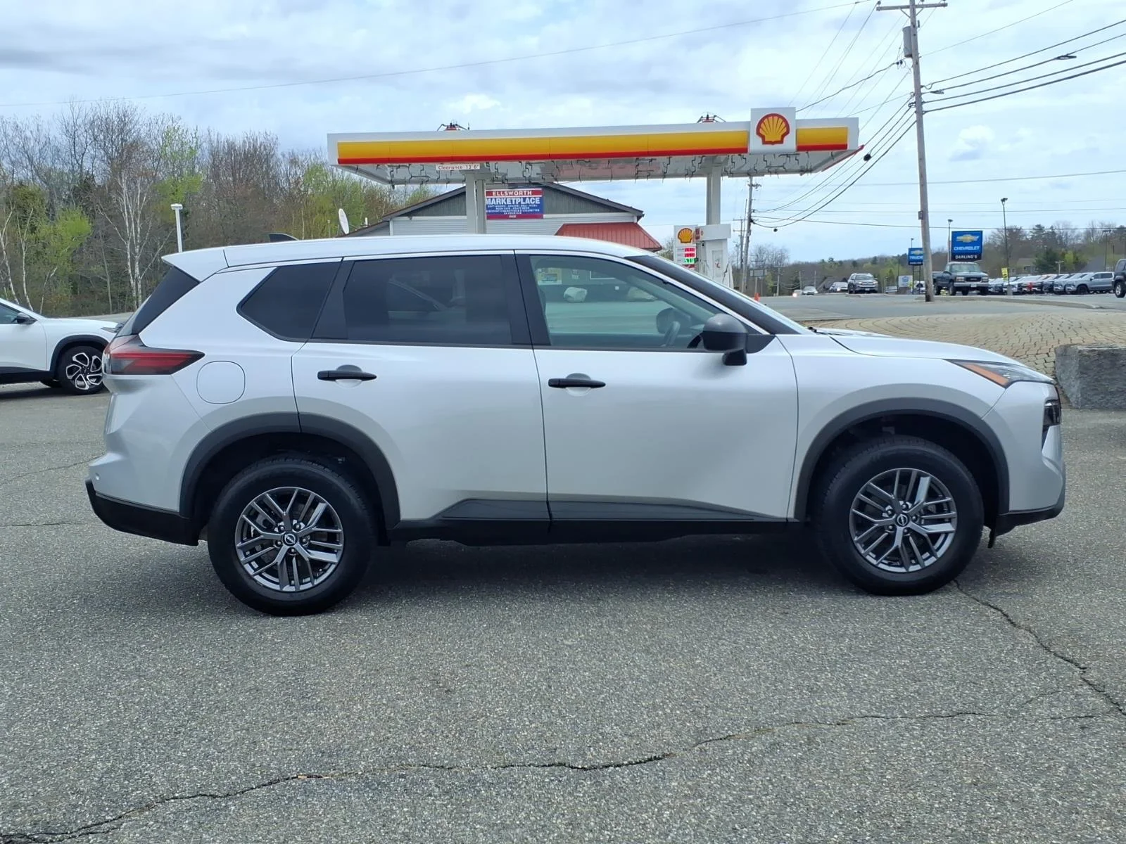 Used 2024 Brilliant Silver Metallic Nissan S image 4