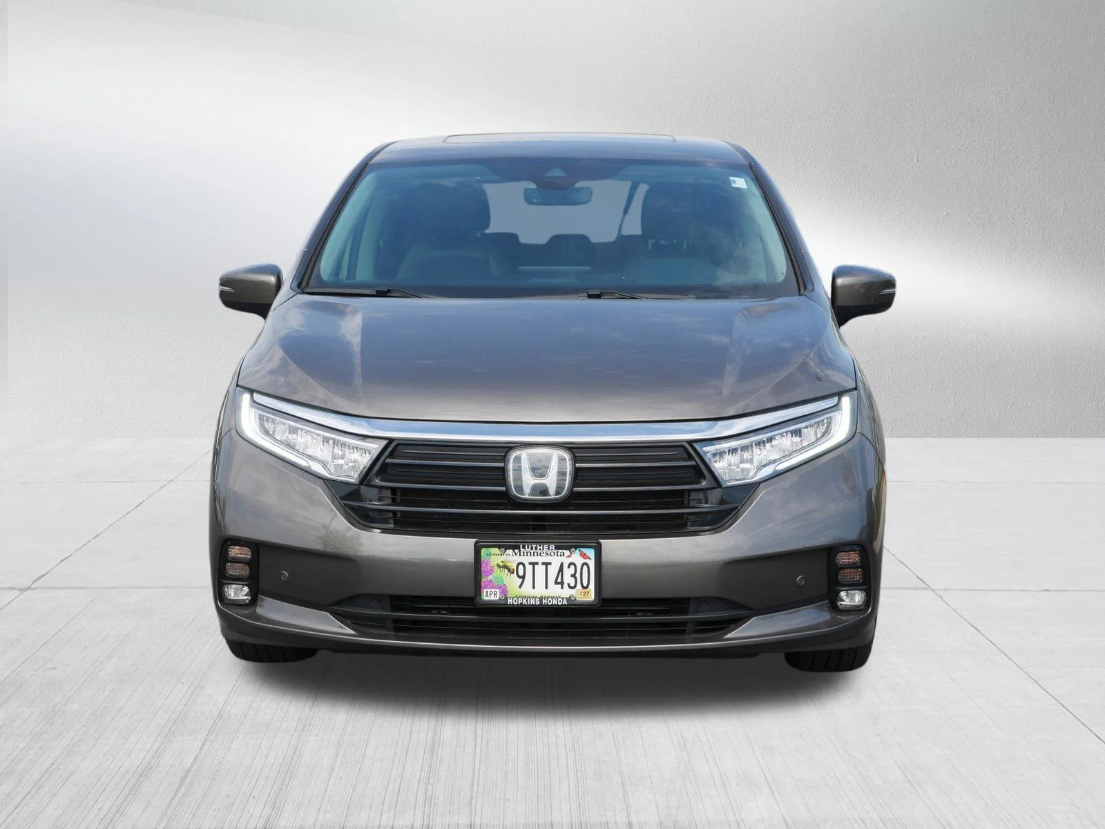 Used 2022 Honda Odyssey Touring with VIN 5FNRL6H89NB008845 for sale in Bloomington, Minnesota