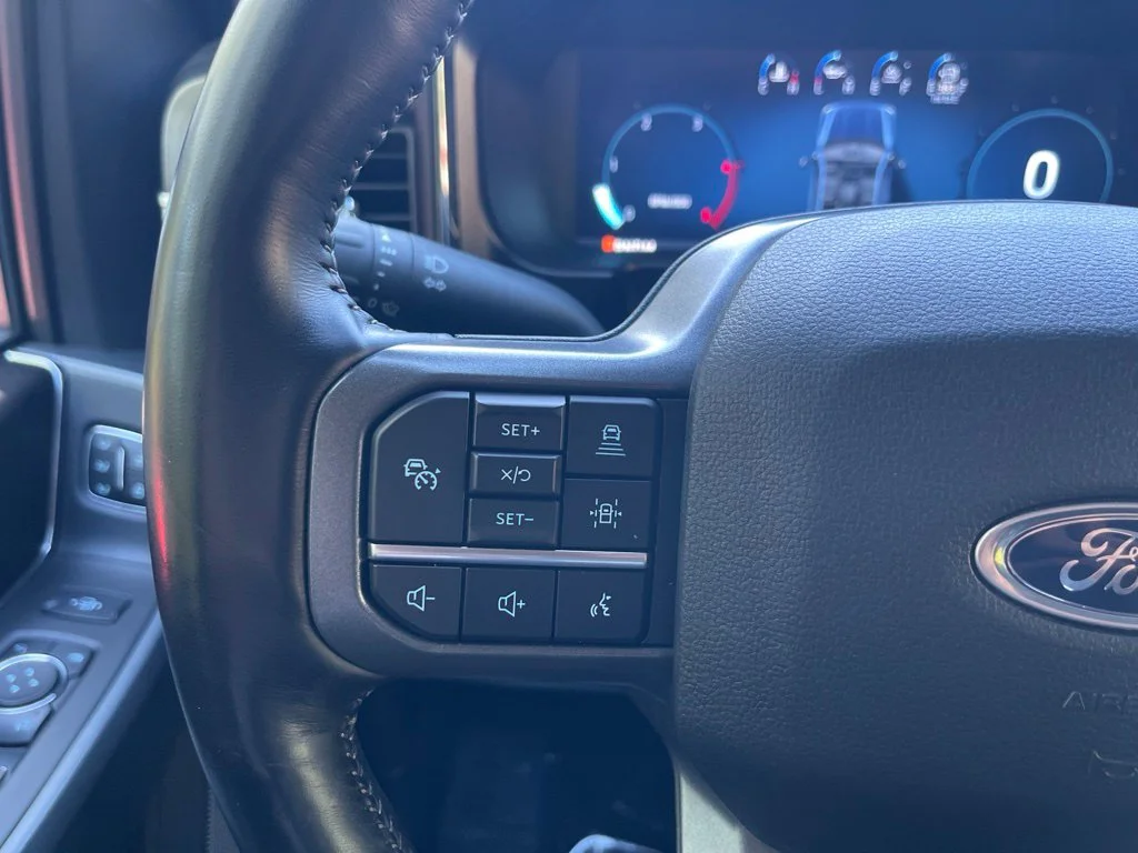 Used 2023 Agate Black Metallic Ford Lariat image 20