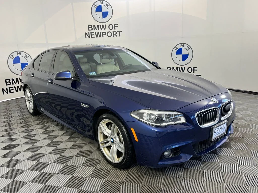 2016 BMW 5 Series 535i xDrive Sedan's photo