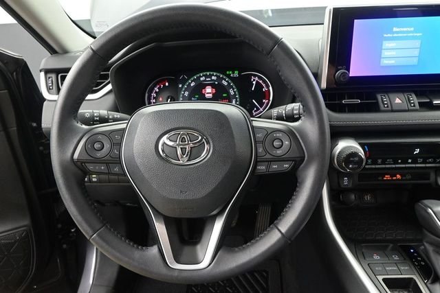 Used 2024 Magnetic Gray Metallic Toyota XLE Premium image 5
