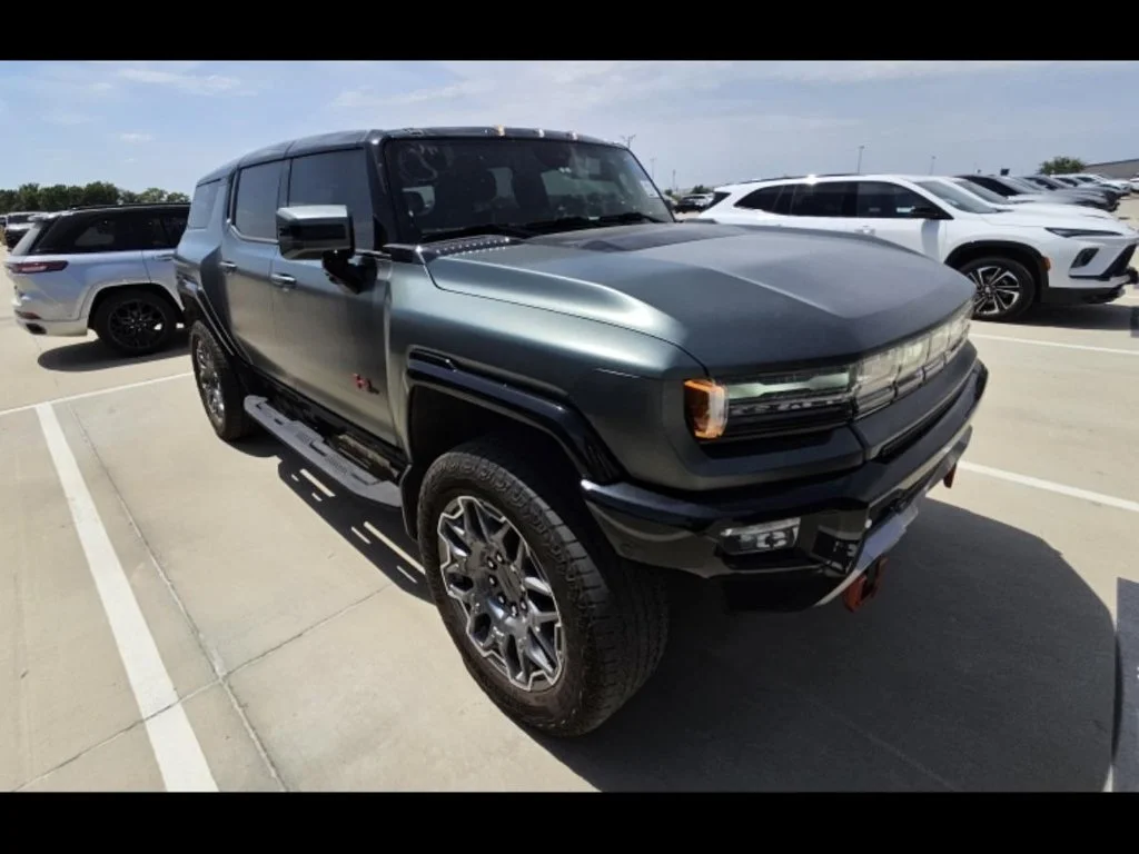 2024 GMC HUMMER EV