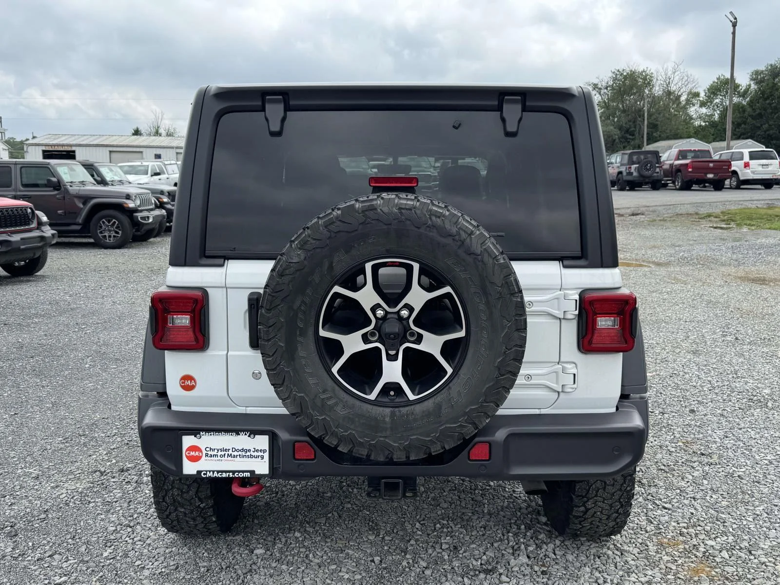 Used 2020 Bright White Clearcoat Jeep Rubicon image 25