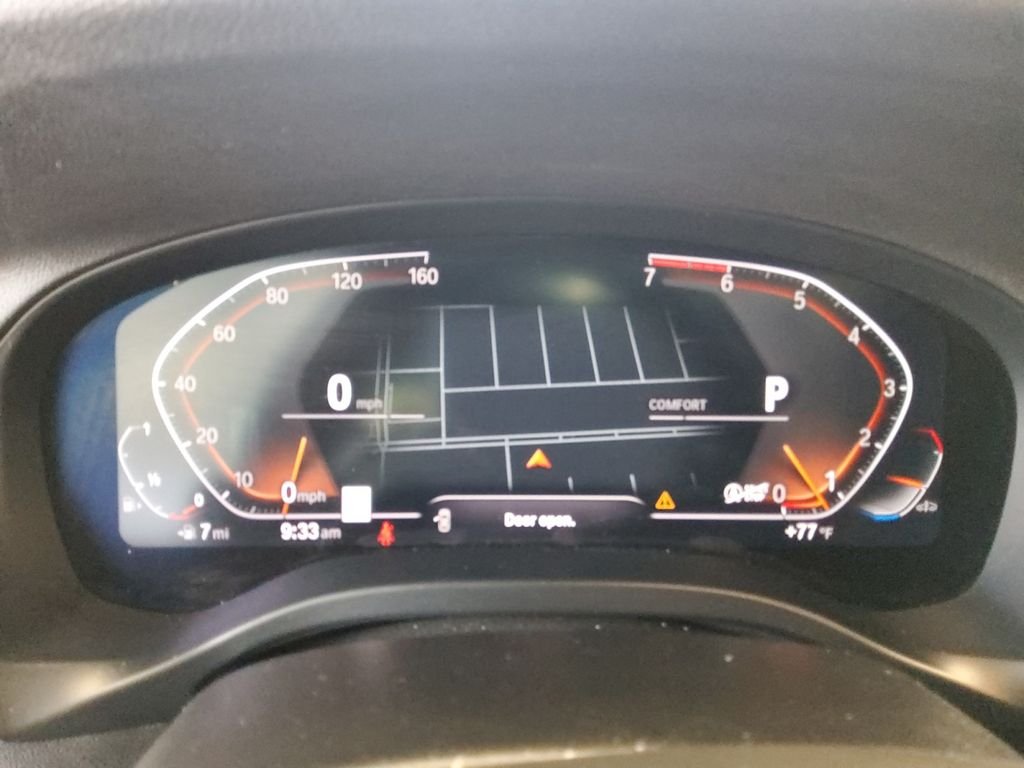 Used 2022 Black BMW xDrive30i image 10