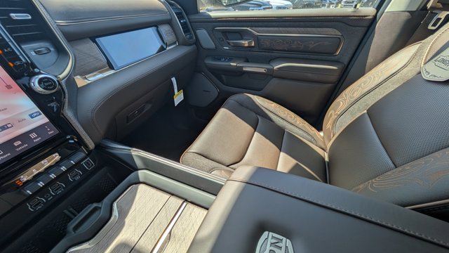 New 2026 Diamond Black Crystal Pearl-Coat Exterior Paint RAM Longhorn image 23