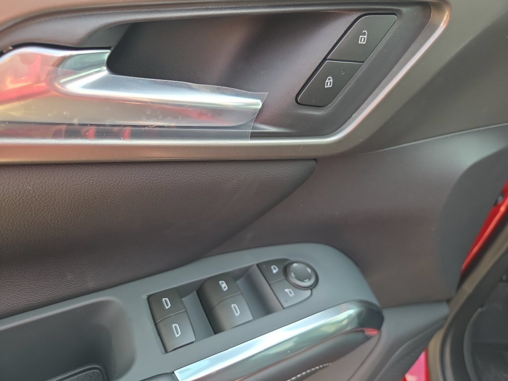 2027 Chevrolet Traverse LT - Photo 25