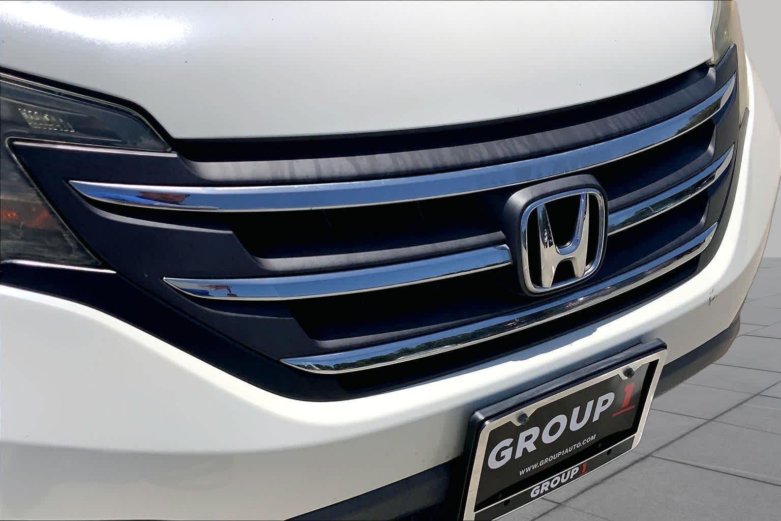 Used 2012 White Diamond Pearl Honda EX image 28